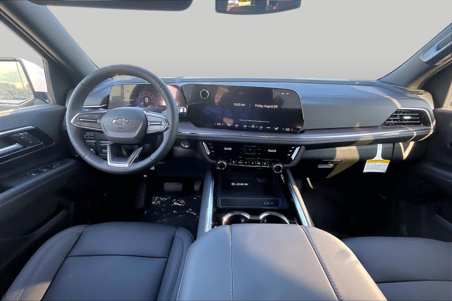 New 2026 Summit White Chevrolet Z71 image 6