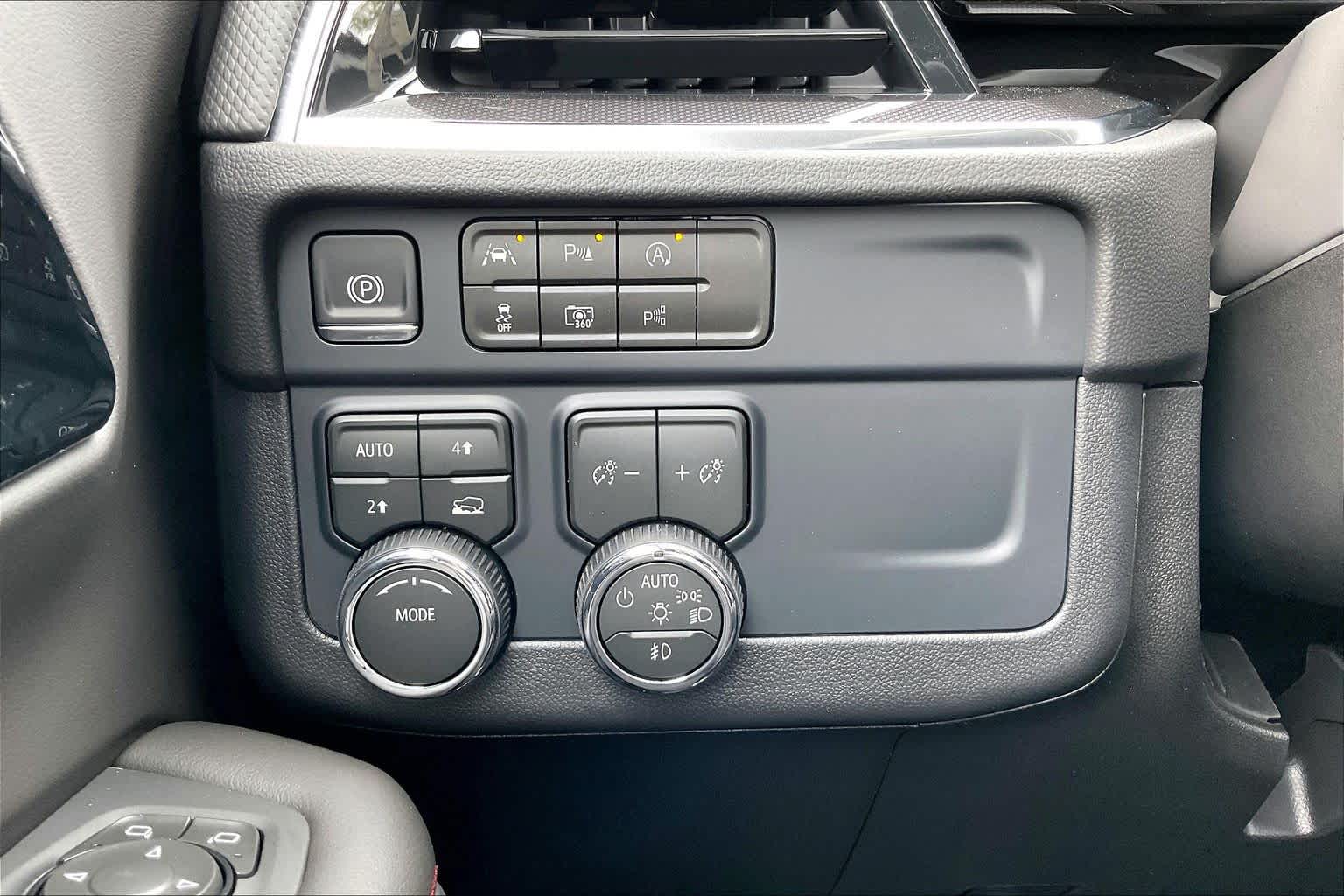 New 2027 Sterling Gray Metallic Chevrolet RST image 18