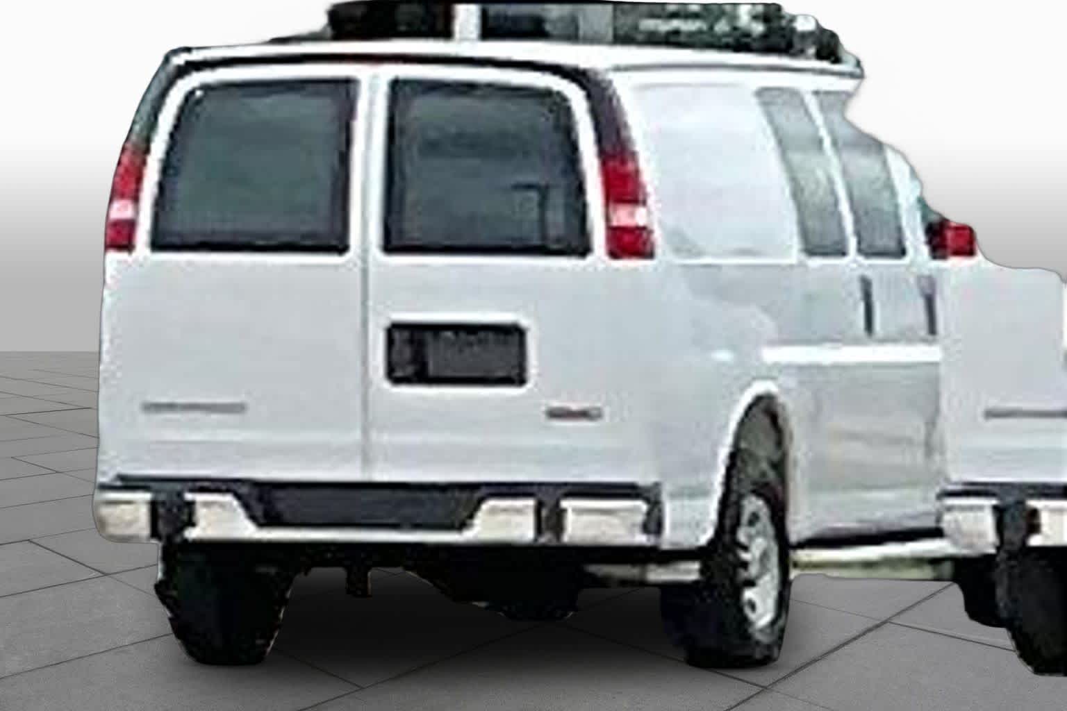 New 2027 Black Chevrolet High Country image 5