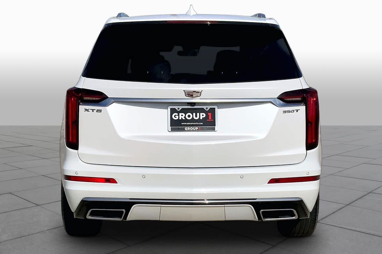 Pre-Owned 2024 Cadillac XT6 Luxury