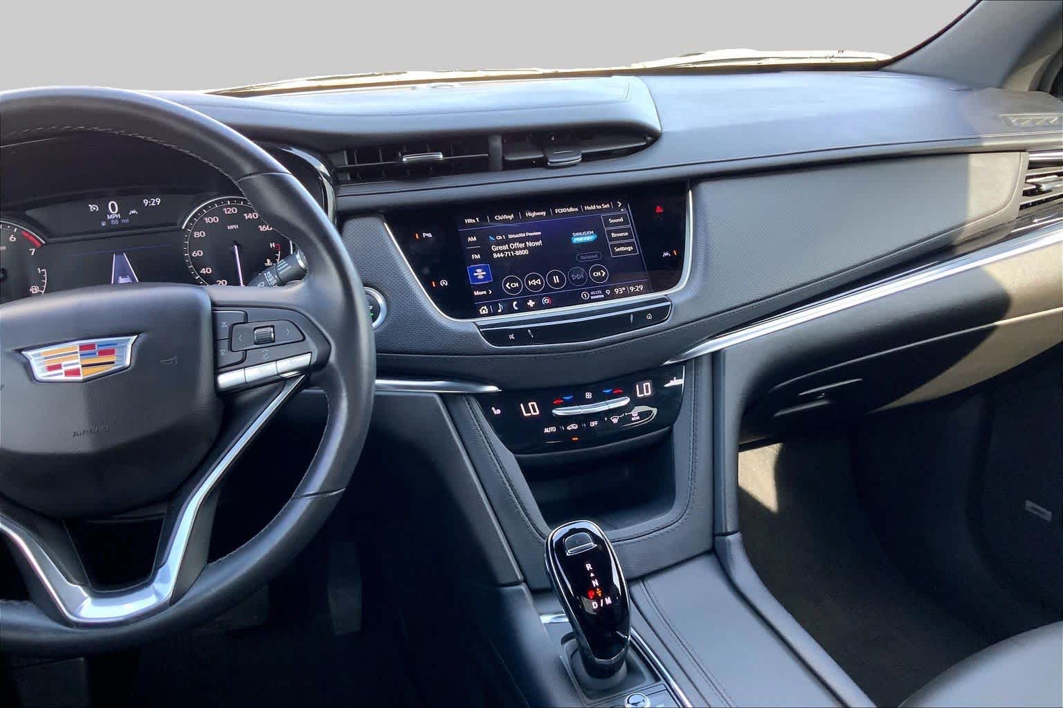 Pre-Owned 2024 Cadillac XT6 Luxury