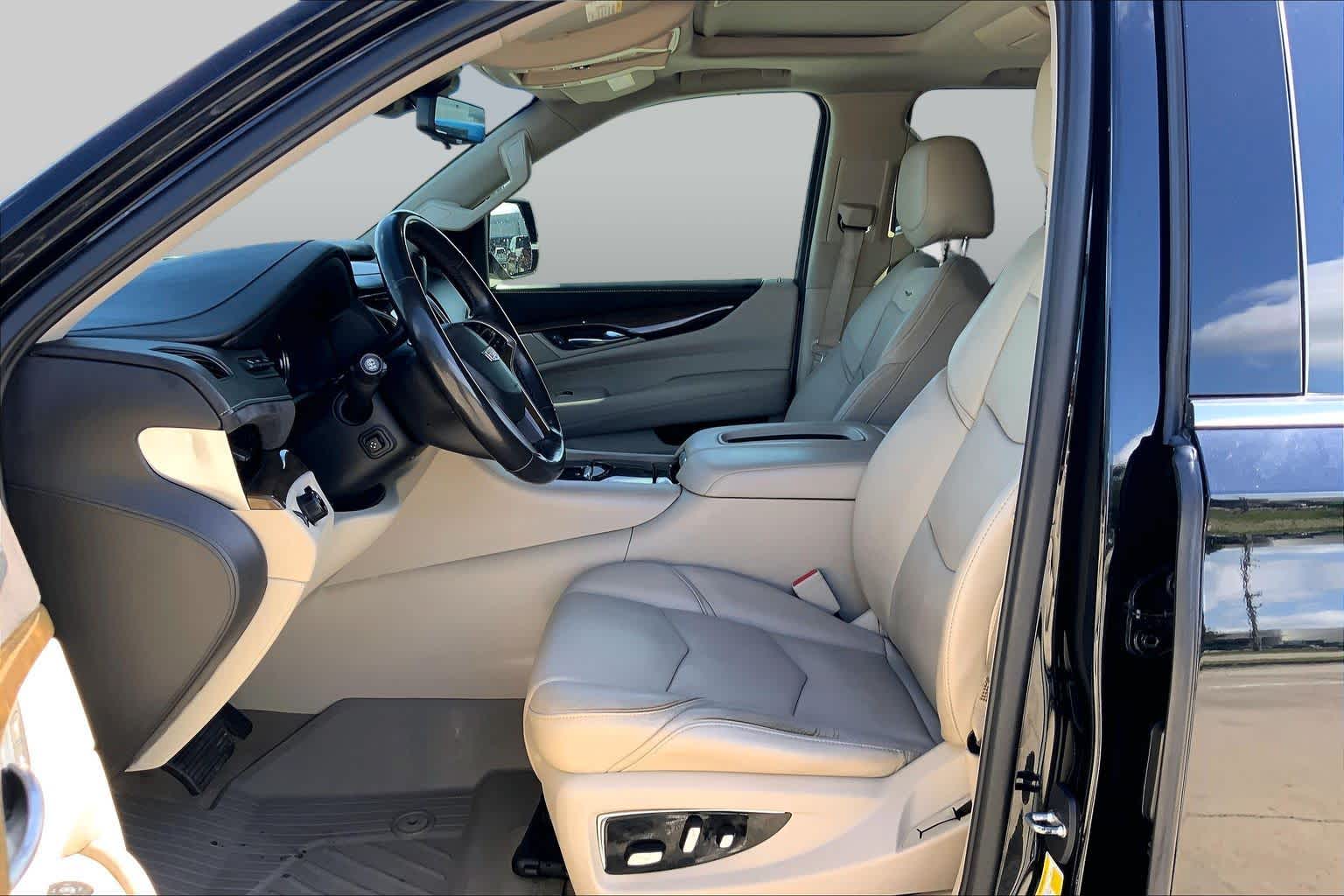 Certified Pre-Owned 2019 Cadillac Escalade Premium Luxury
