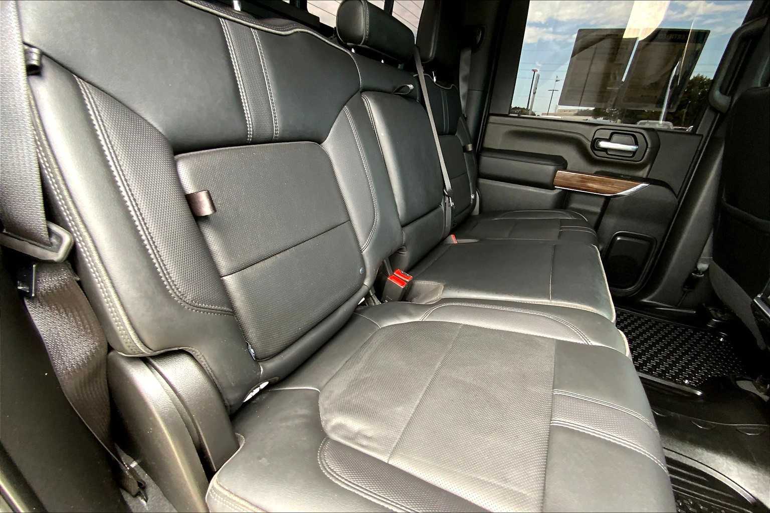 Used 2023 White Chevrolet High Country image 20