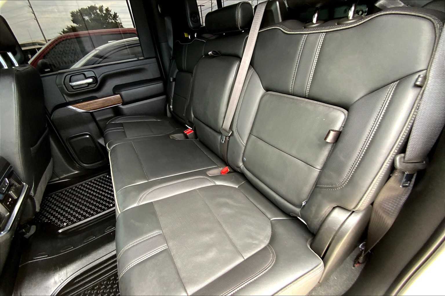 Used 2023 White Chevrolet High Country image 21