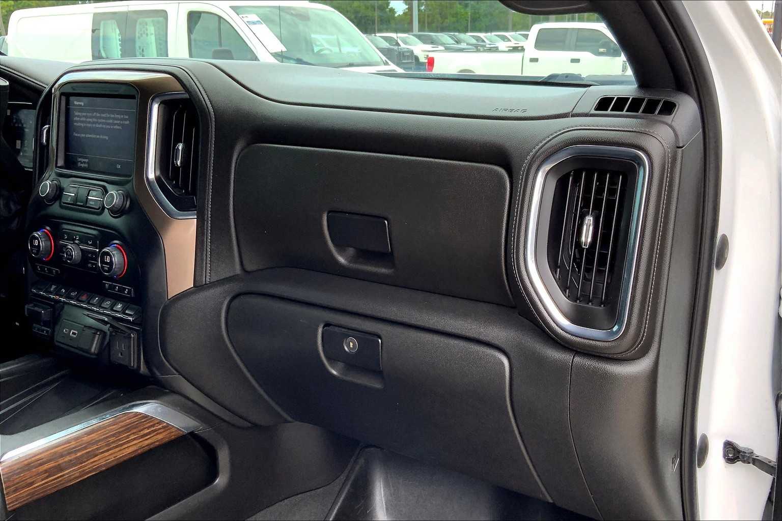 Used 2023 White Chevrolet High Country image 19