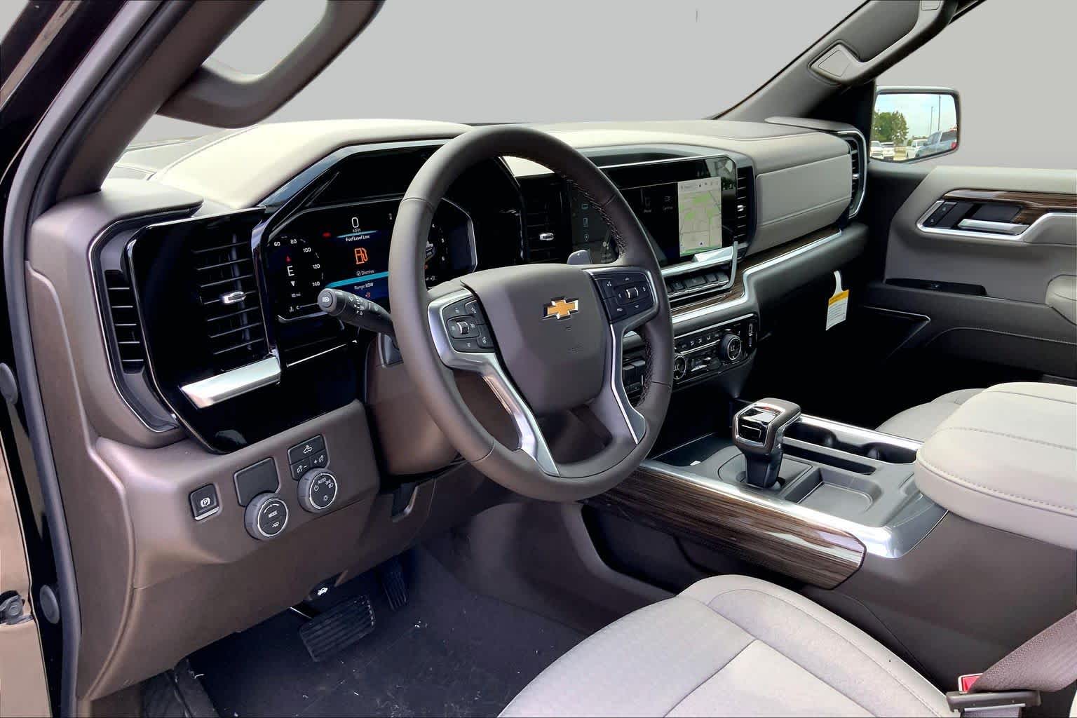 2026 Chevrolet Silverado 1500 LT - Photo 9