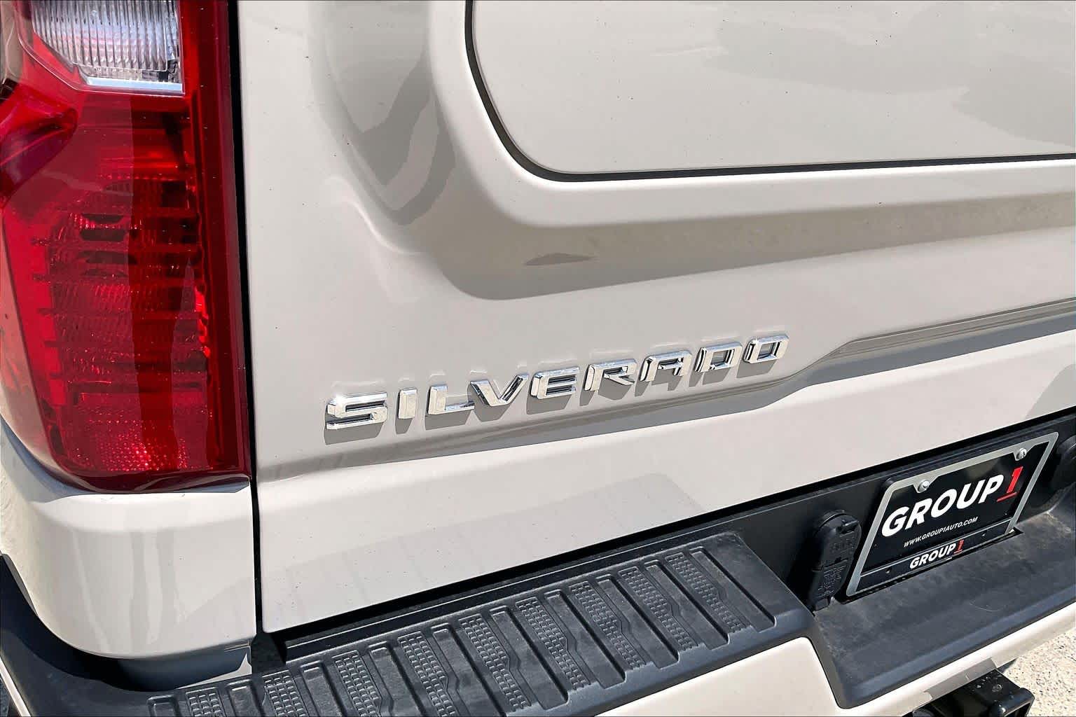 New 2026 White Sands Chevrolet Custom image 15