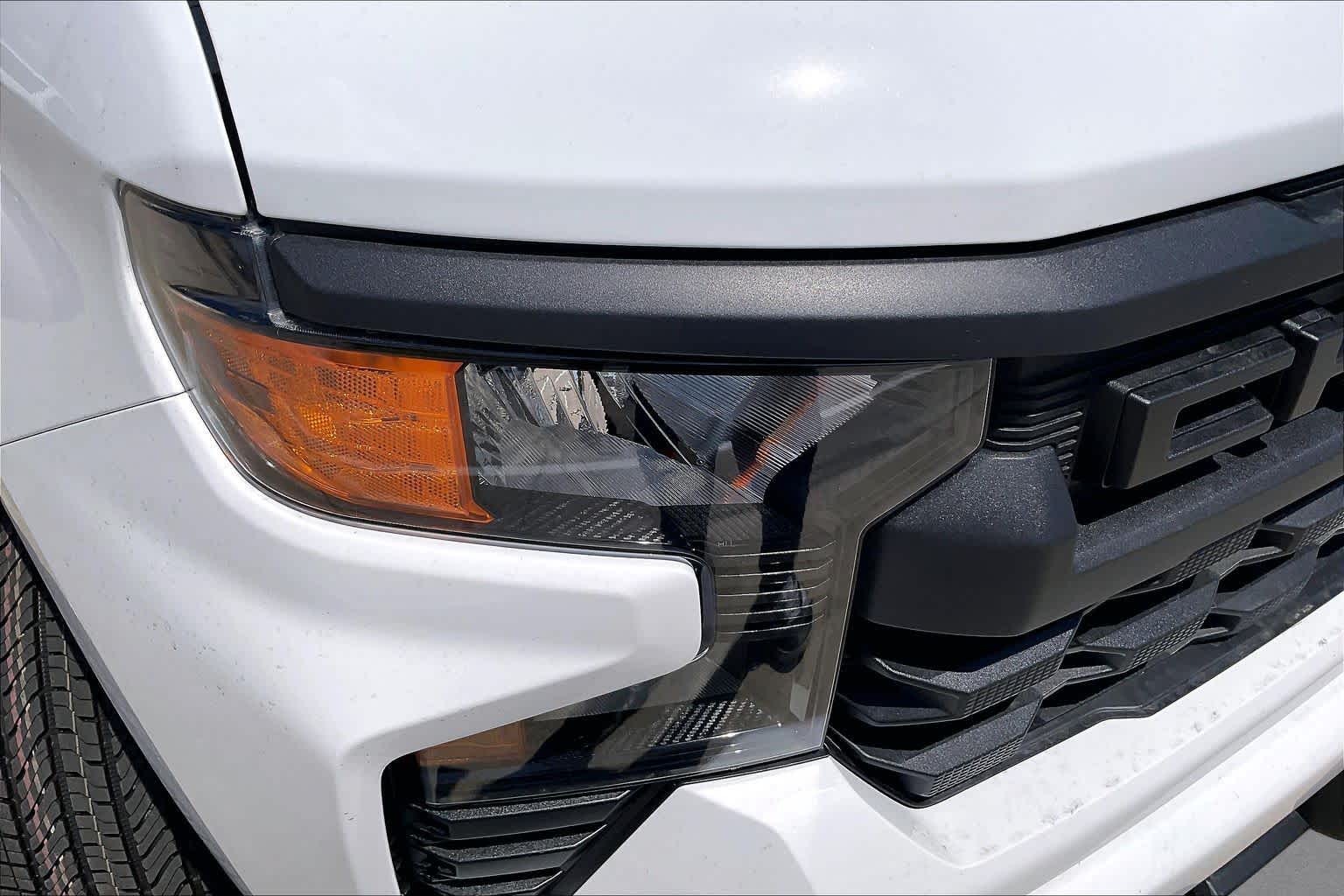 New 2026 Summit White Chevrolet Custom image 13