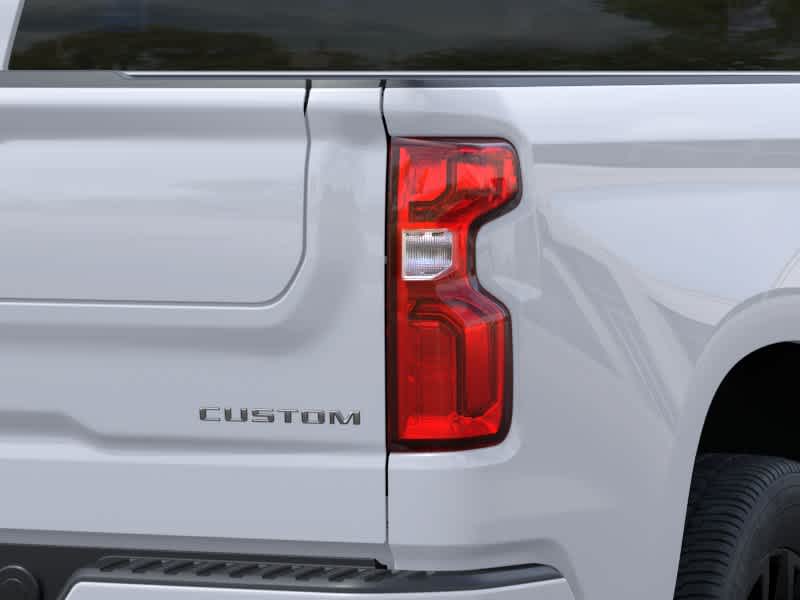 New 2026 Summit White Chevrolet Custom image 11