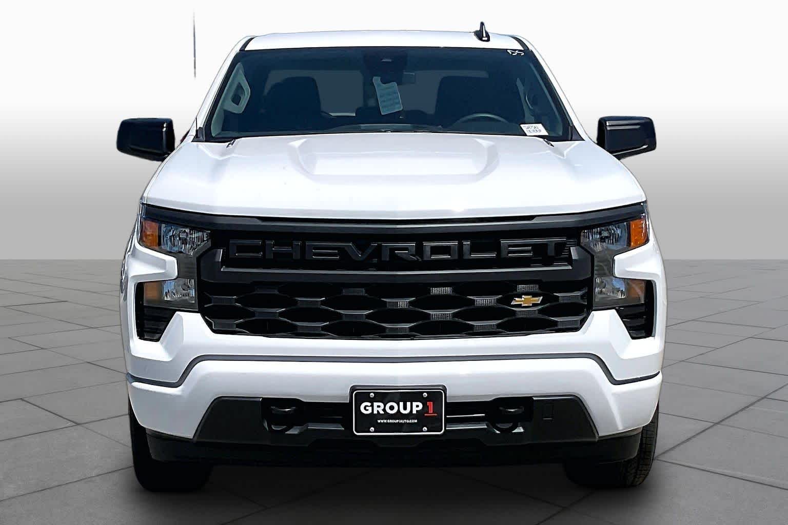 New 2026 Summit White Chevrolet Custom image 2