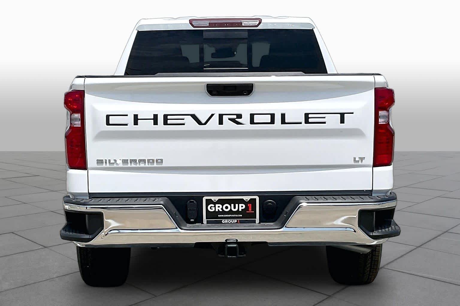 New 2026 Summit White Chevrolet LT image 5
