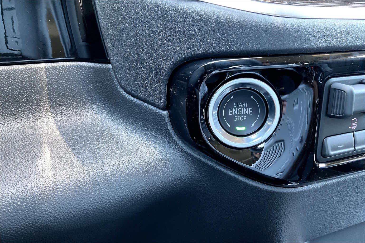 New 2026 Black Chevrolet LT image 20