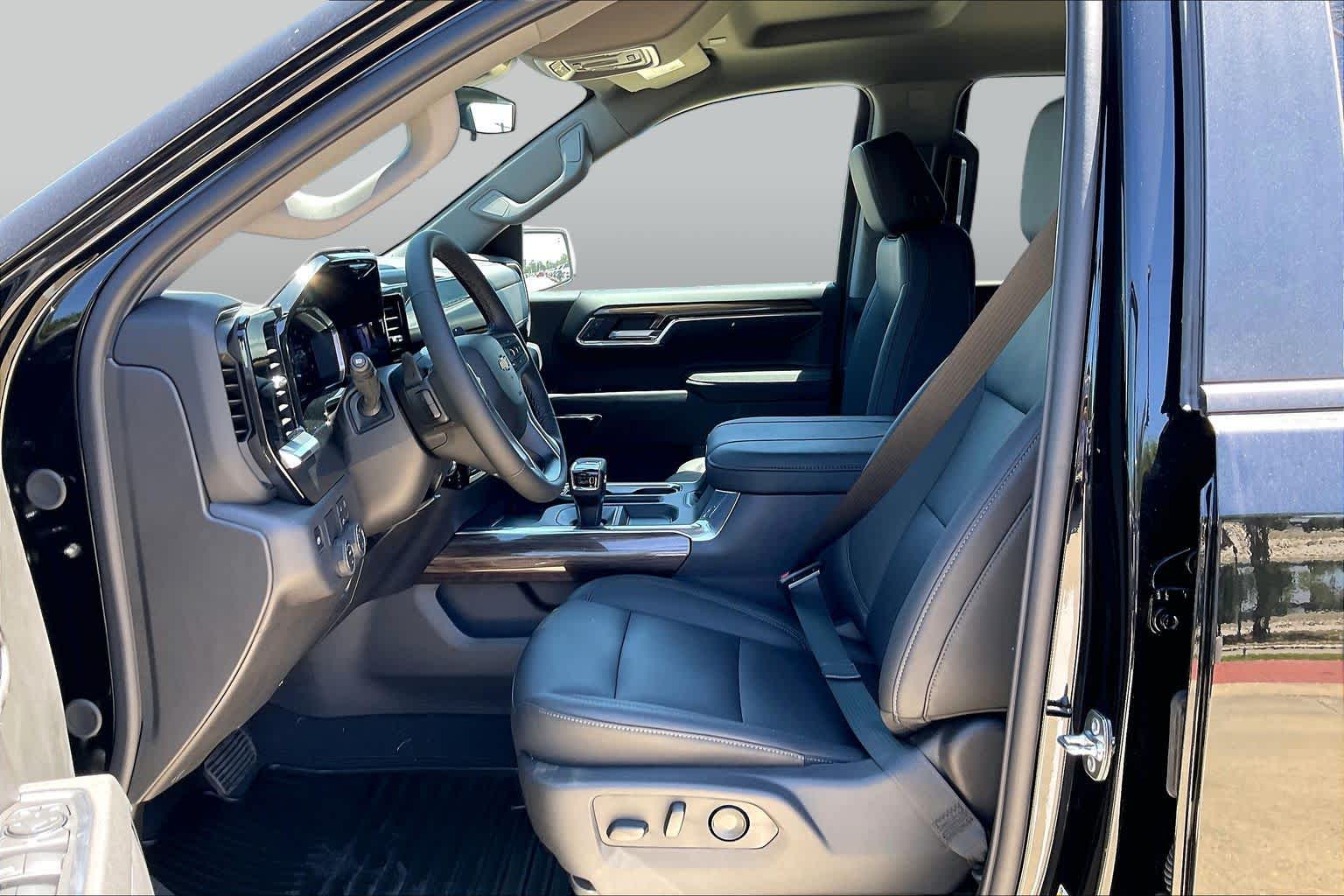 New 2026 Black Chevrolet LT image 10