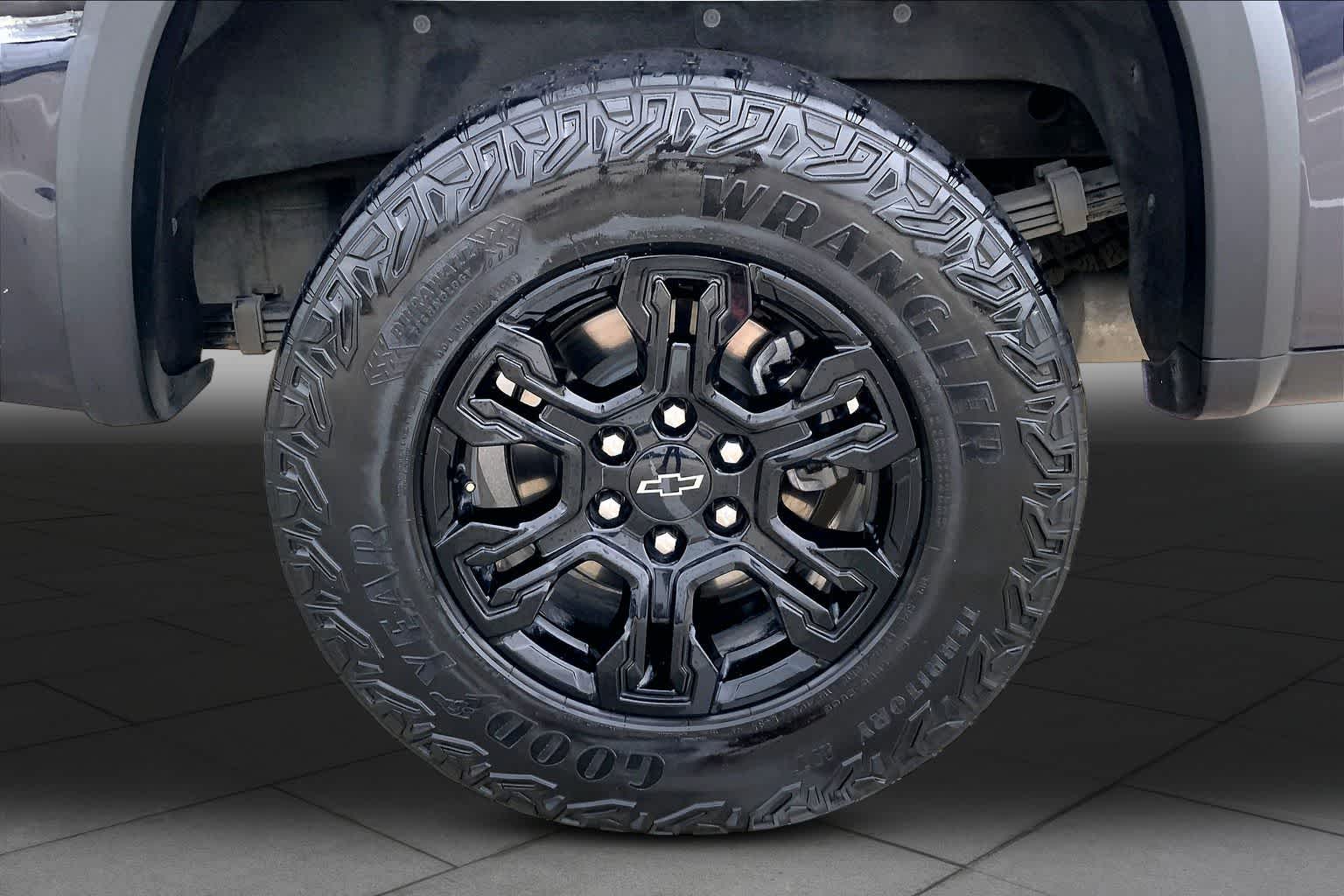 Certified Used 2023 Dark Ash Metallic Chevrolet ZR2 image 11