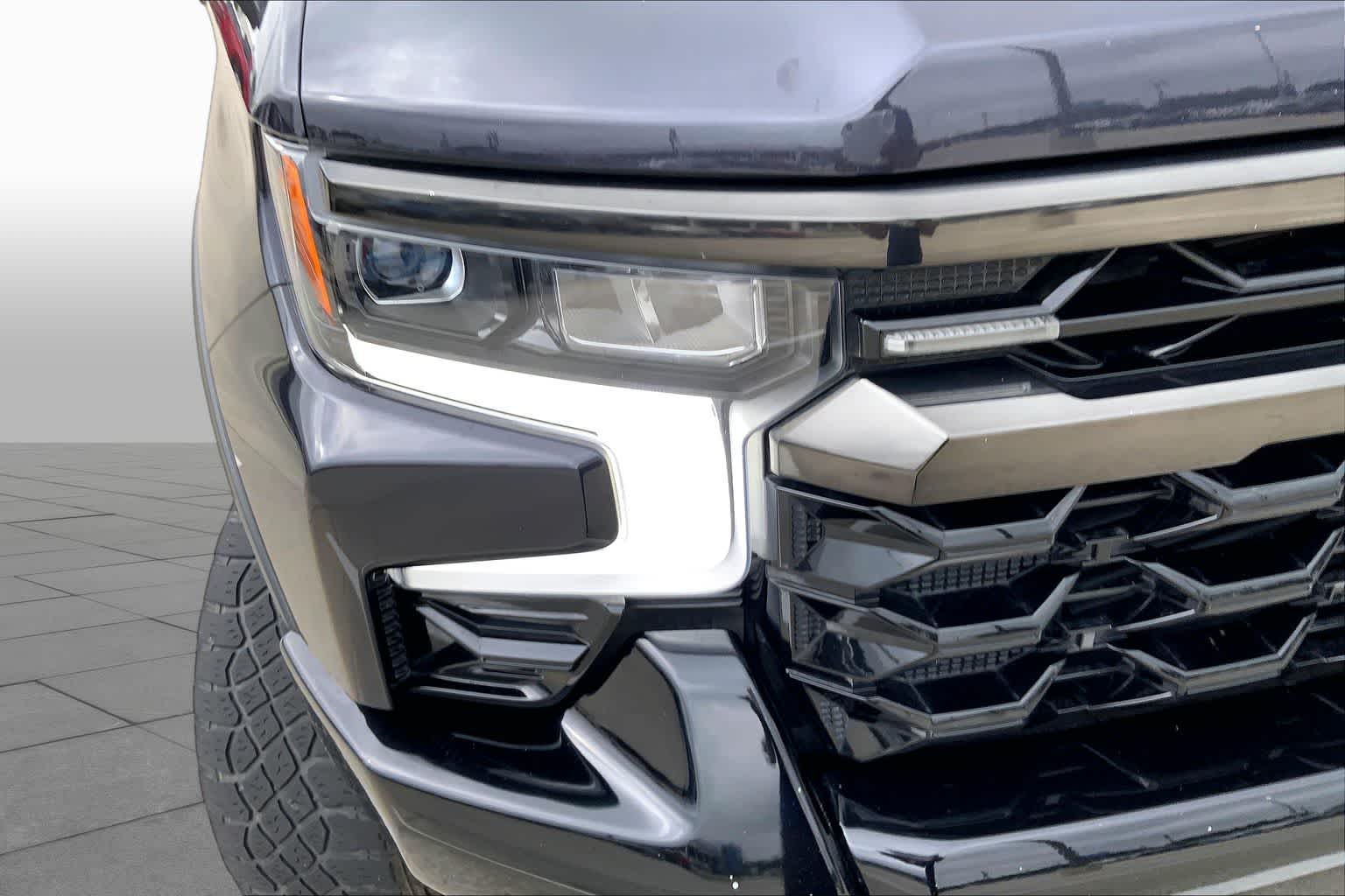Certified Used 2023 Dark Ash Metallic Chevrolet ZR2 image 27
