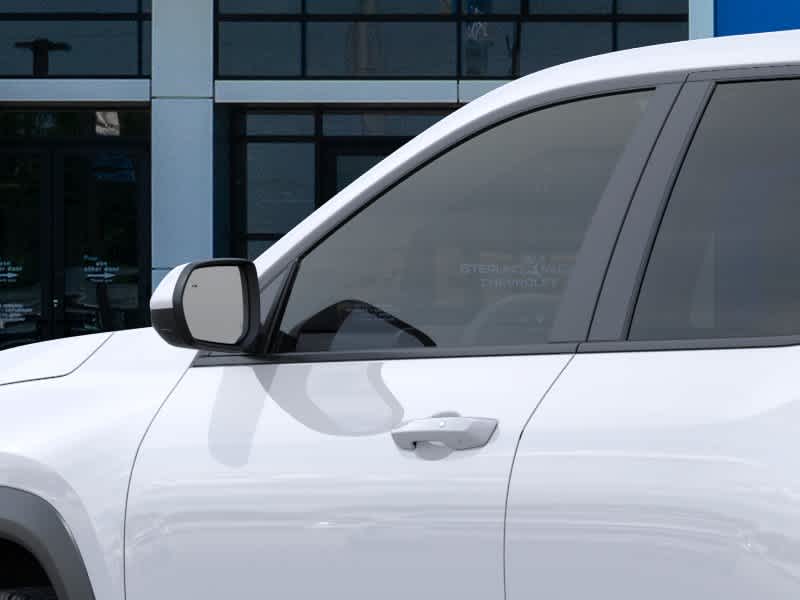 New 2027 Summit White Chevrolet LT image 12