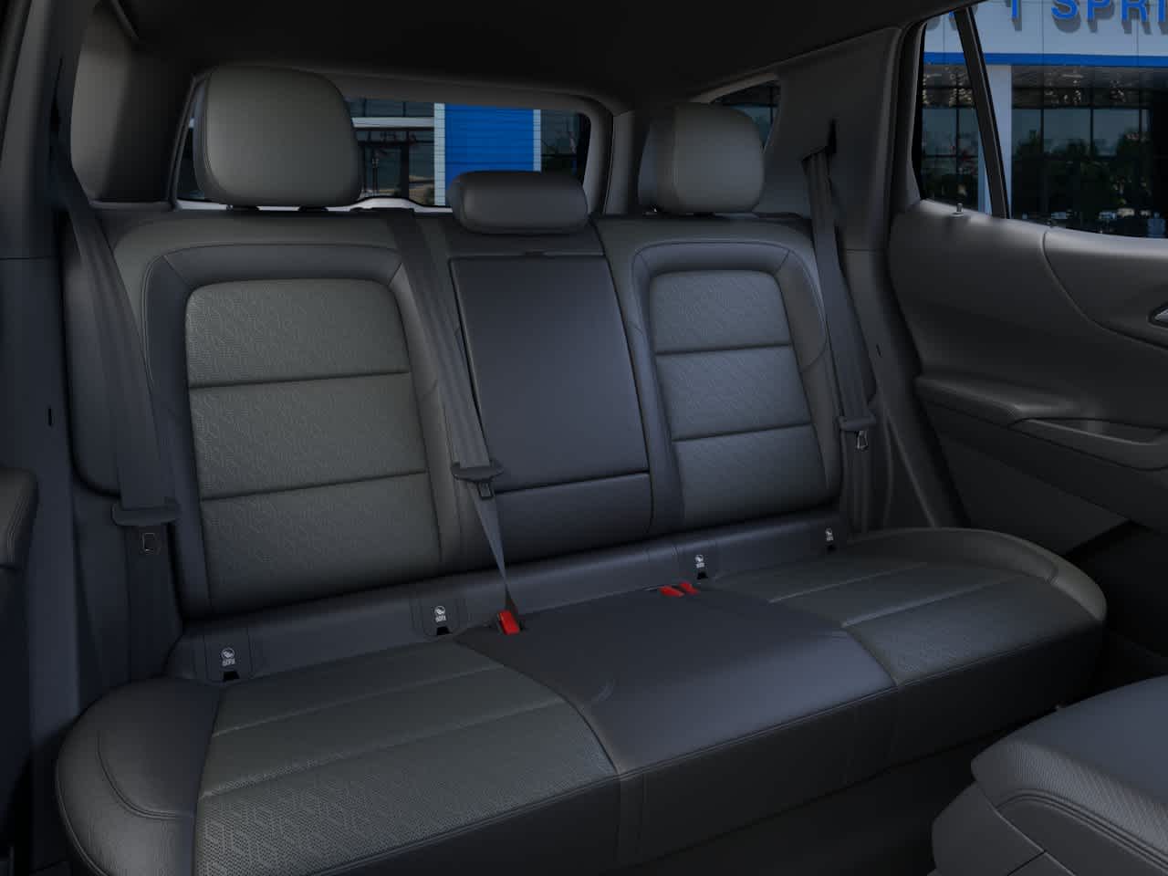 New 2027 Summit White Chevrolet LT image 17