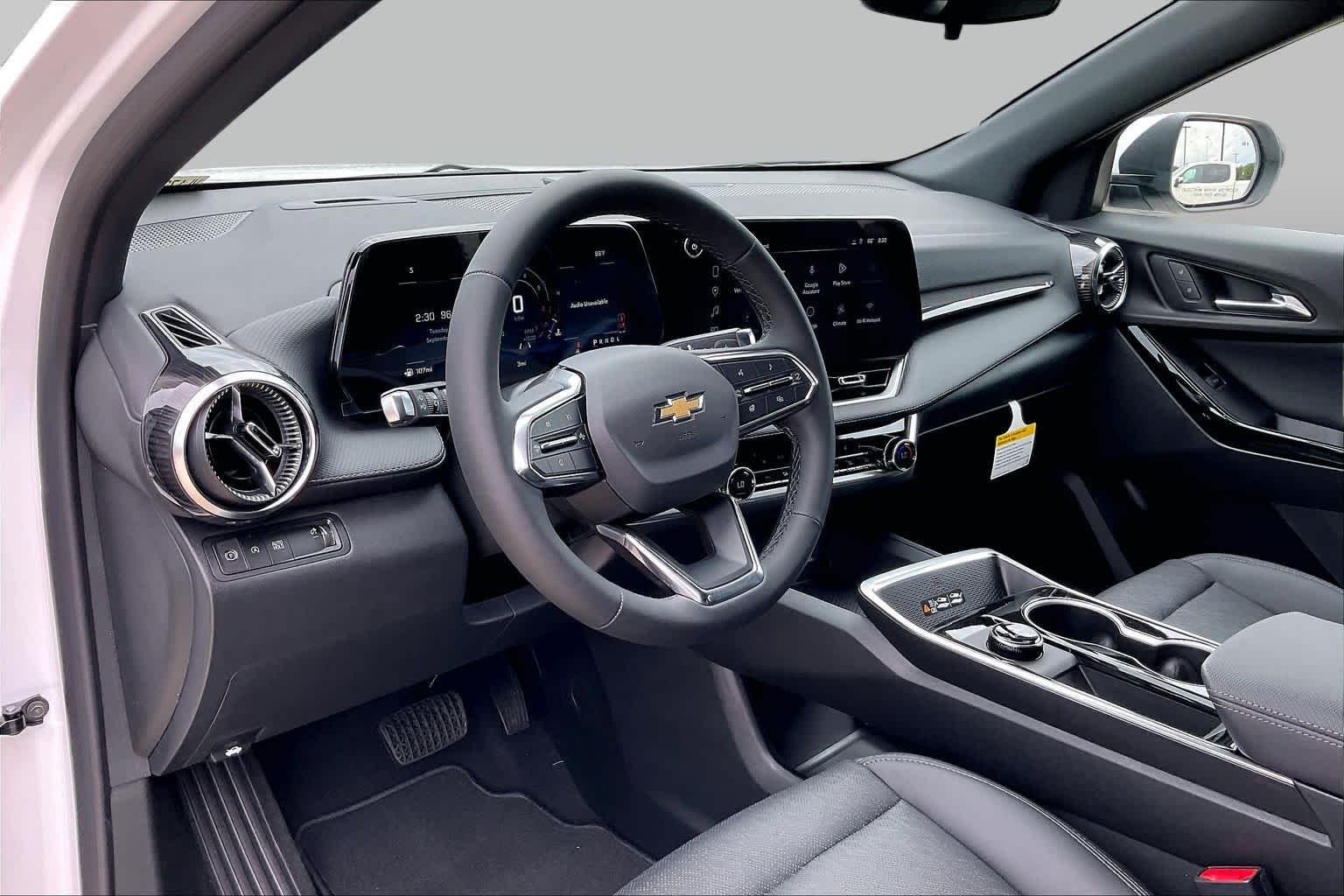 New 2027 Summit White Chevrolet LT image 9