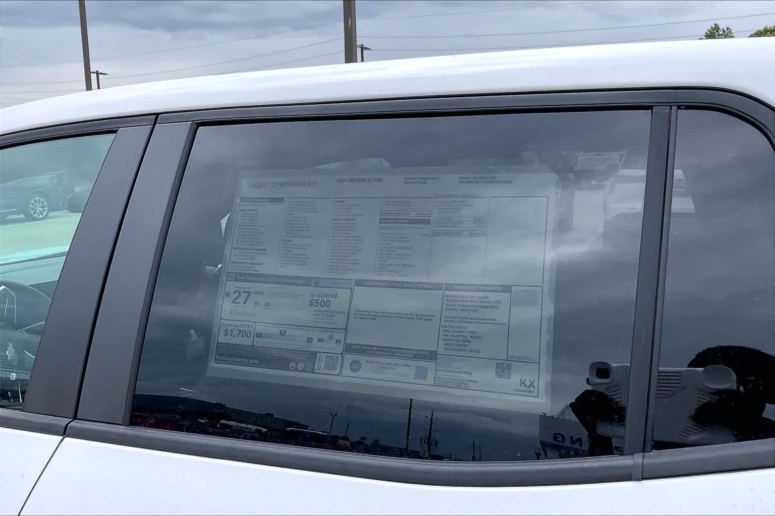 New 2027 Summit White Chevrolet LT image 23