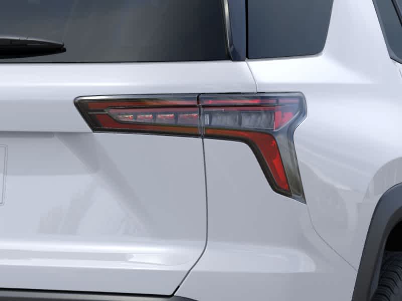 New 2027 Summit White Chevrolet LT image 11