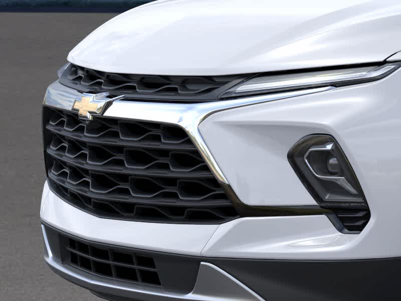 New 2026 Summit White Chevrolet 2LT image 13