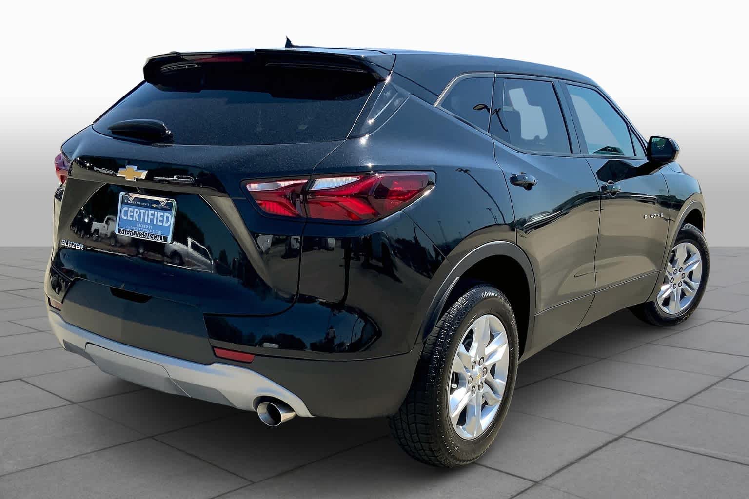 Used 2020 BLACK Chevrolet LT image 13