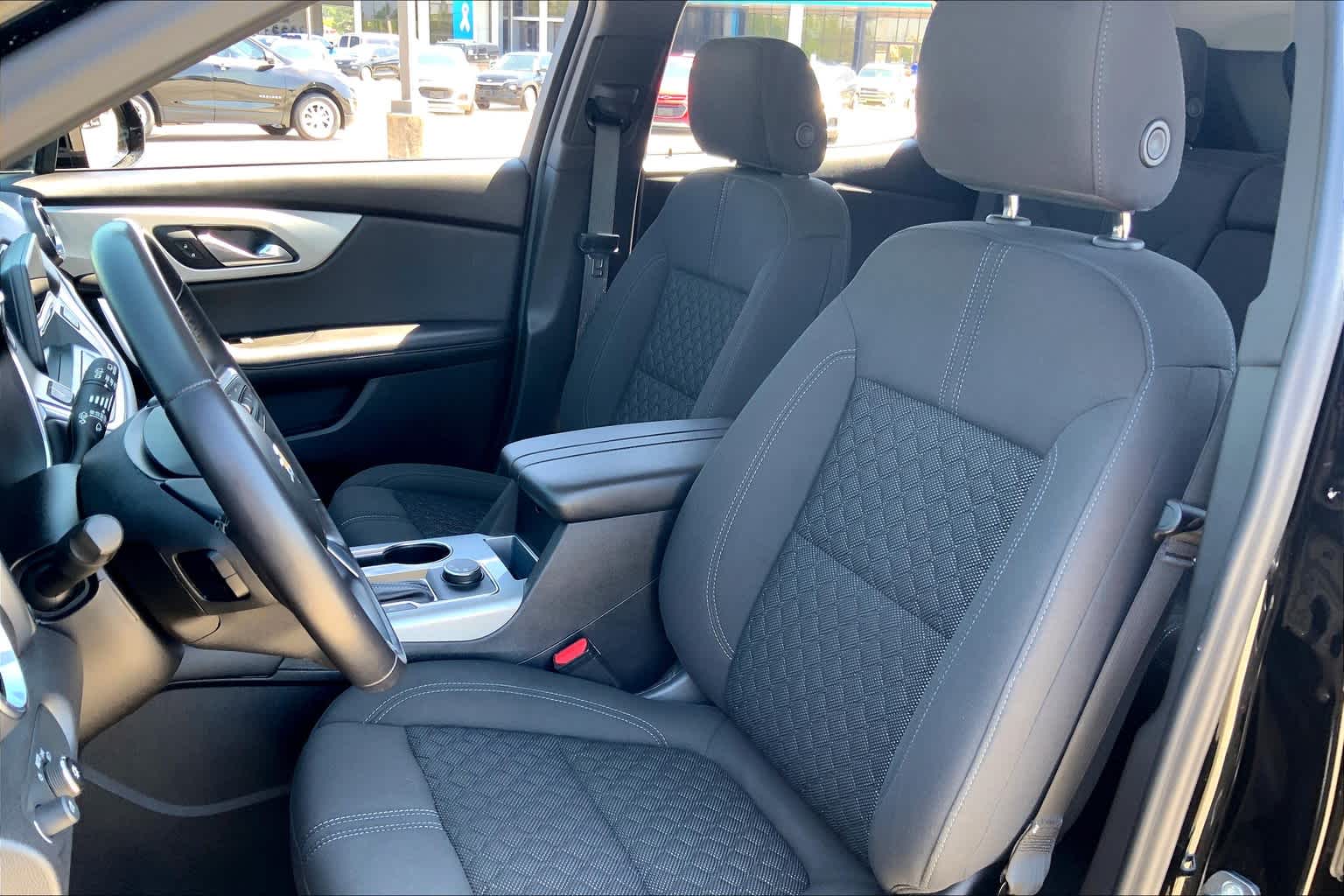 Used 2020 BLACK Chevrolet LT image 8