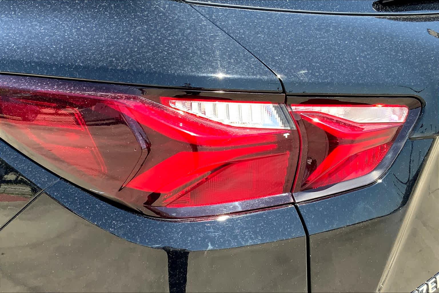 Used 2020 BLACK Chevrolet LT image 27