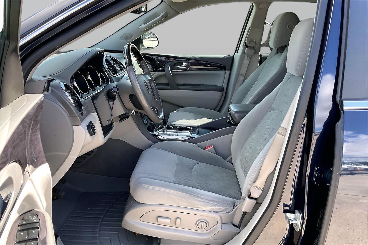 Pre-Owned 2017 Buick Enclave Convenience