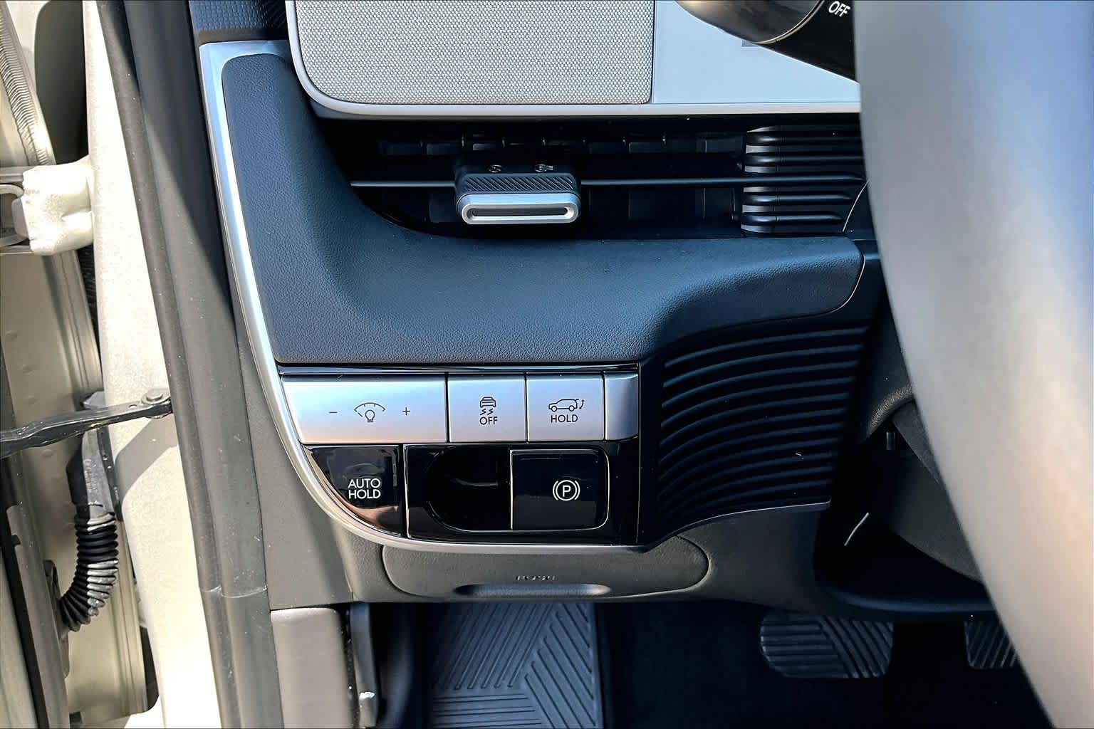 car-gallery-32