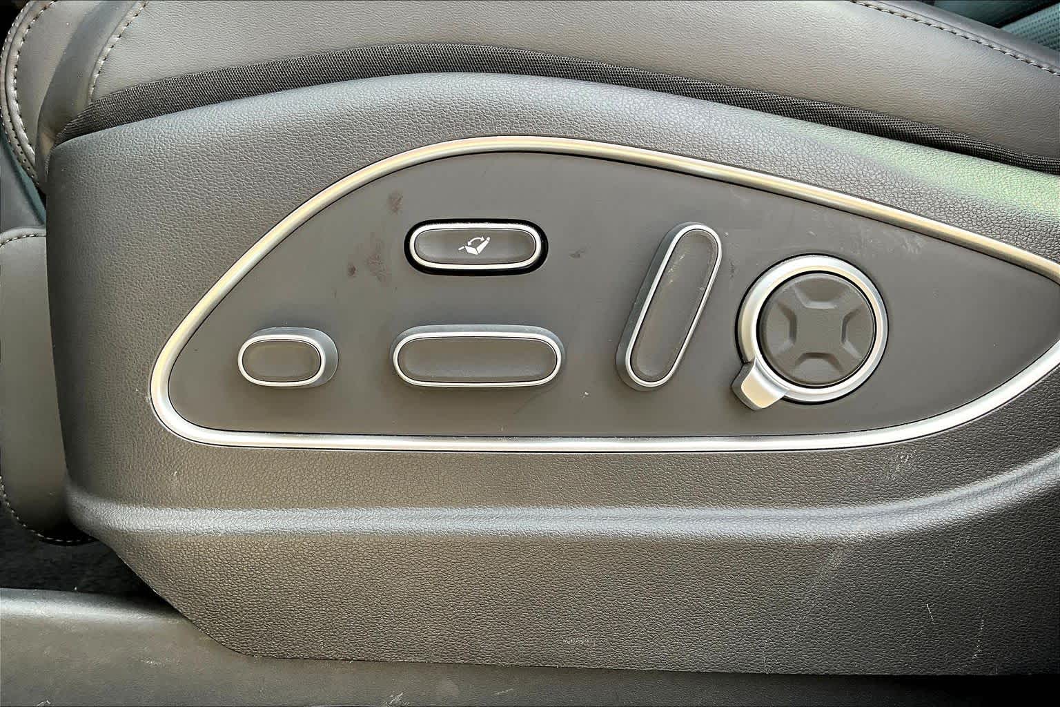 car-gallery-32
