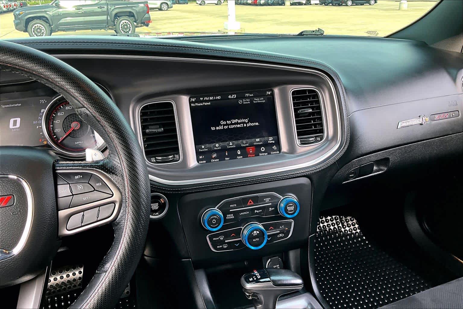 View vehicle photo 7