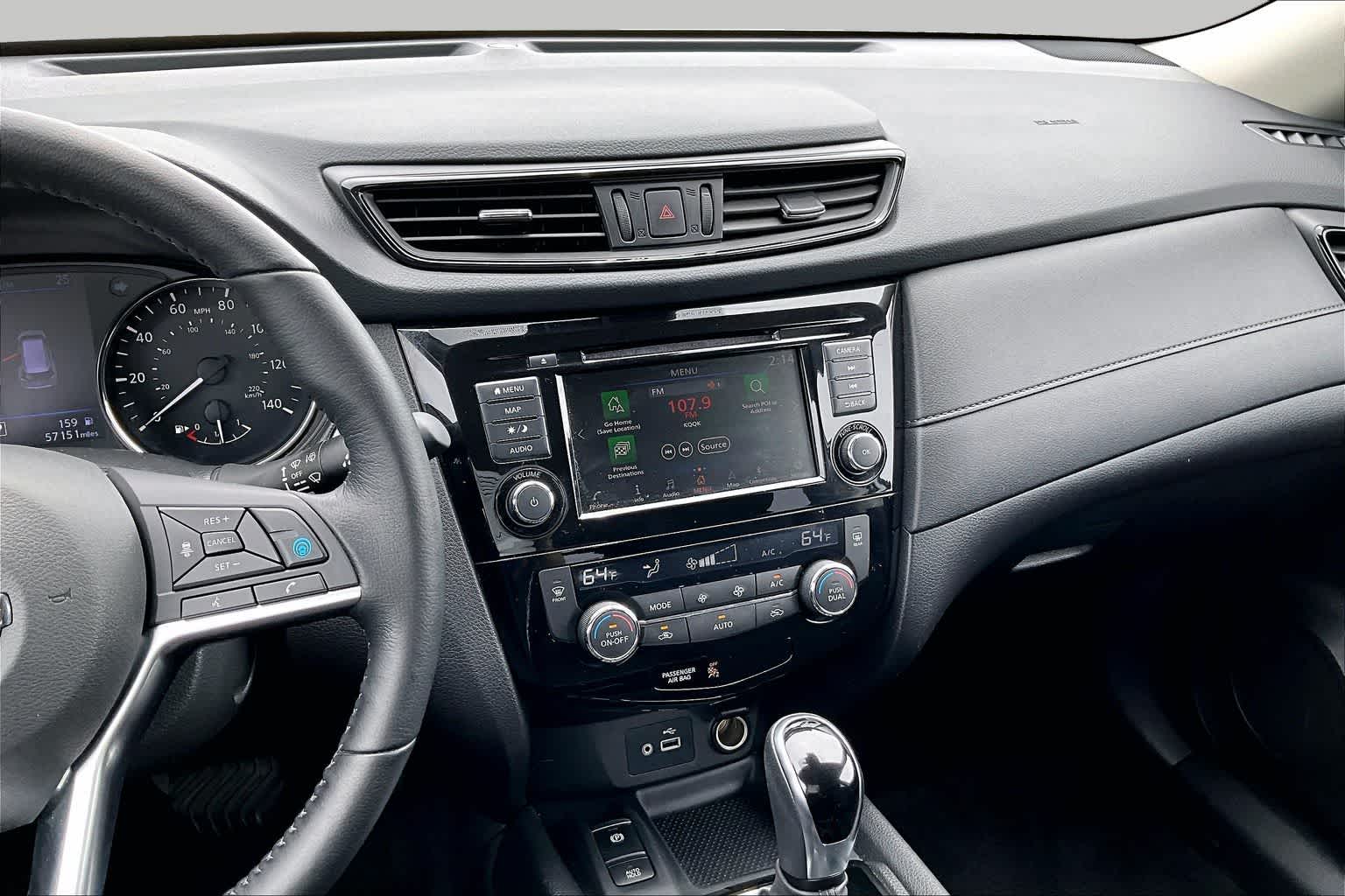 View vehicle photo 6