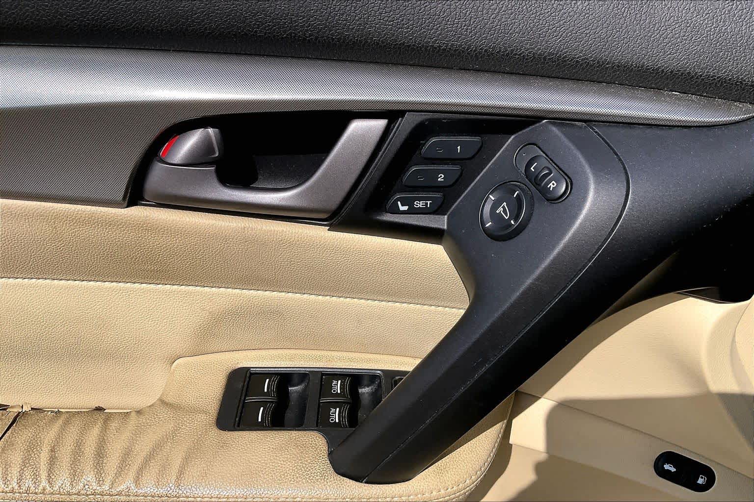 2010 Acura TL photo 30 of 31