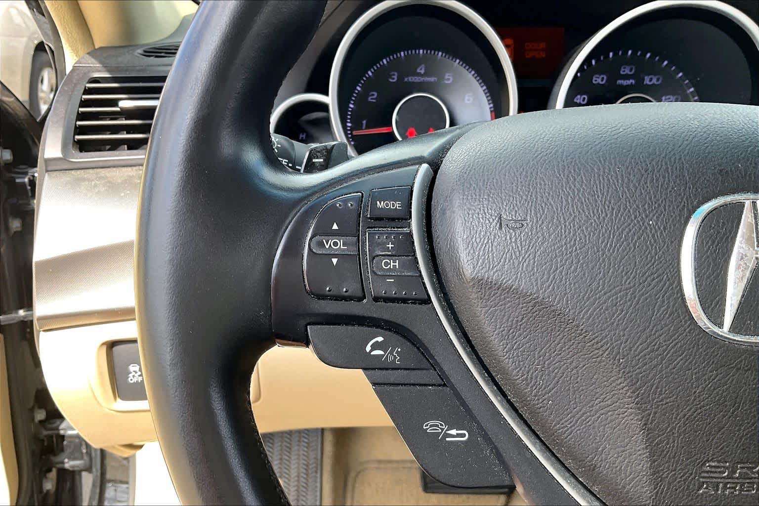 2010 Acura TL photo 21 of 31