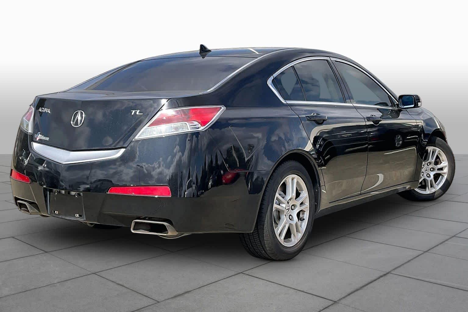 2010 Acura TL photo 11 of 31