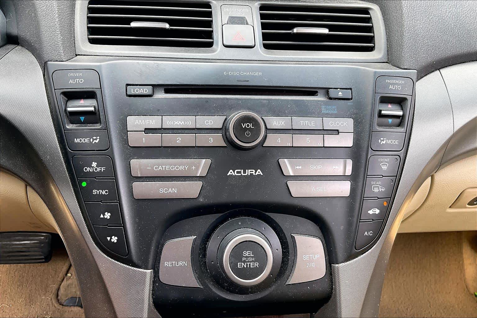 2010 Acura TL photo 28 of 31