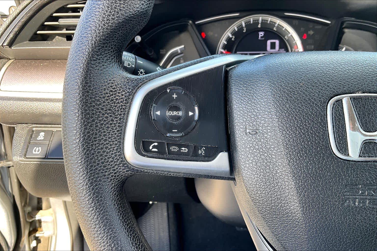2017 Honda Civic Sedan photo 21 of 34
