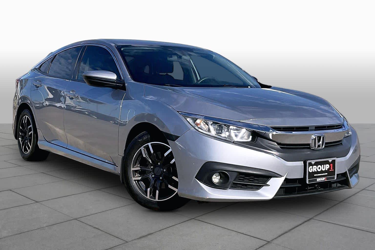 2017 Honda Civic Sedan photo 3 of 34