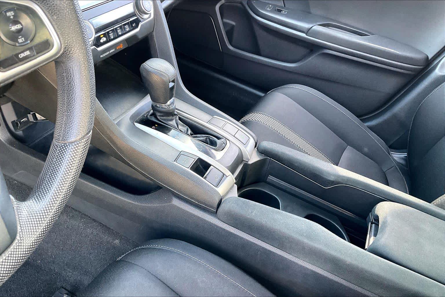 2017 Honda Civic Sedan photo 14 of 34