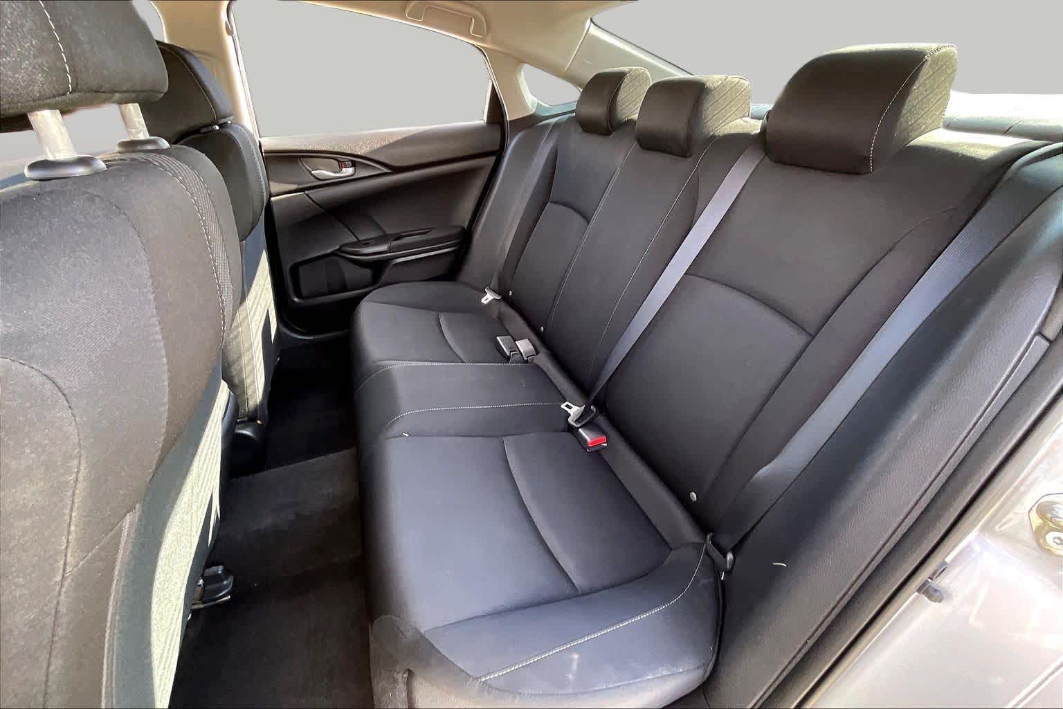 2017 Honda Civic Sedan photo 18 of 34