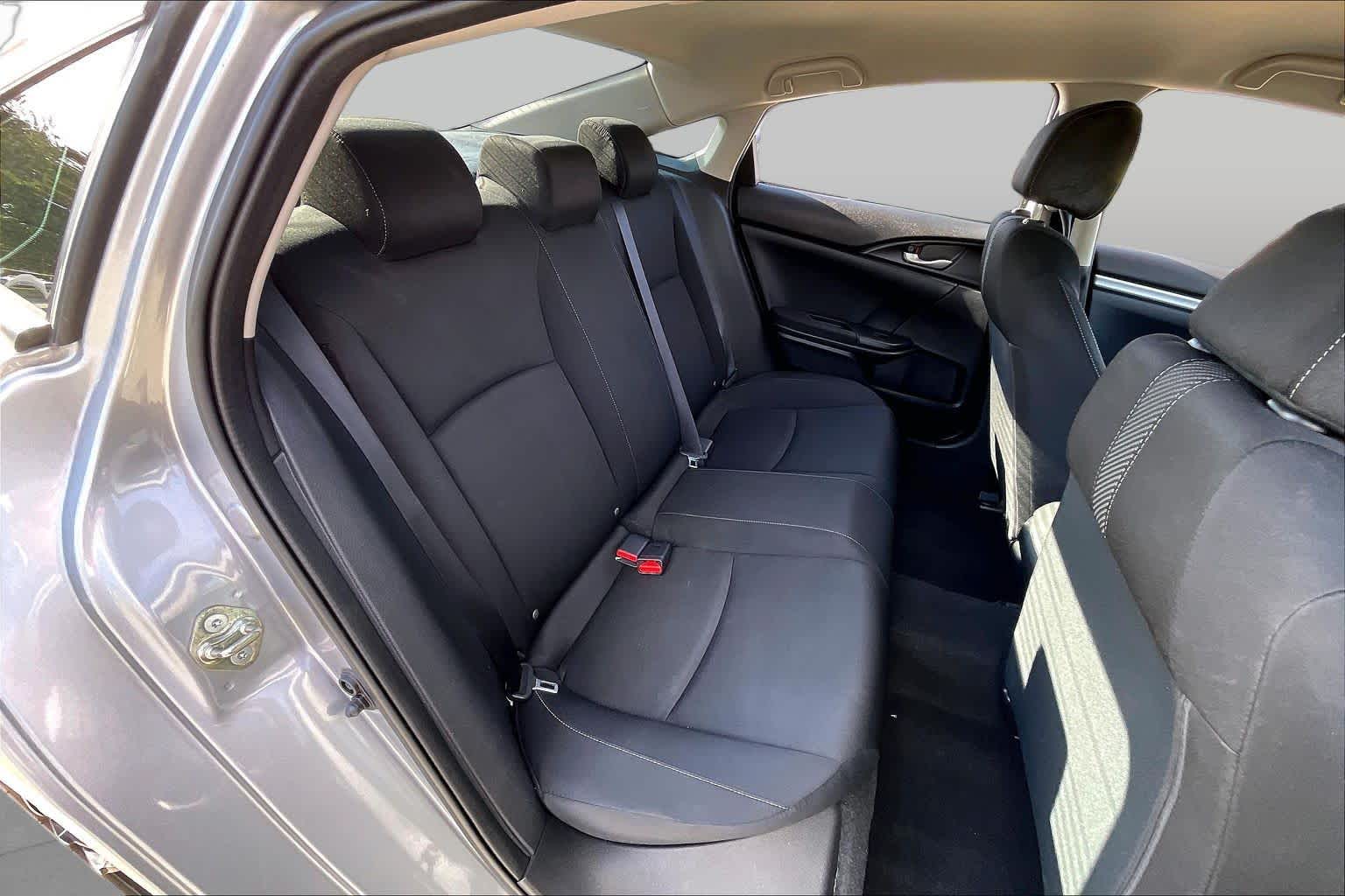 2017 Honda Civic Sedan photo 17 of 34