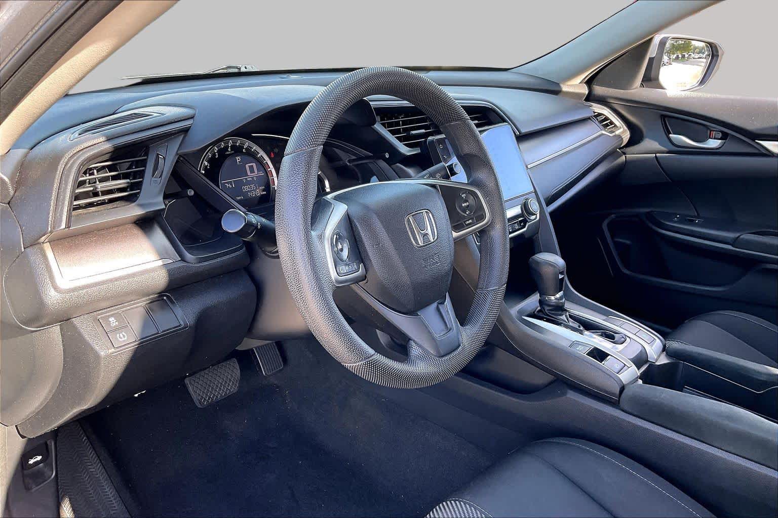 2017 Honda Civic Sedan photo 15 of 34