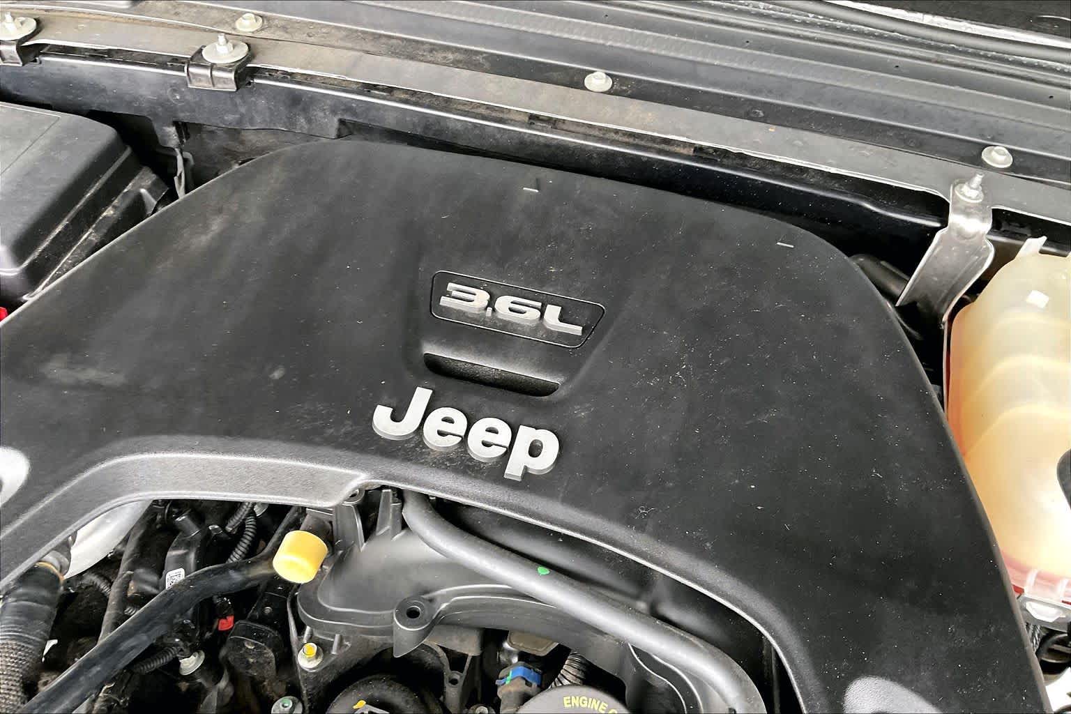 2021 Jeep Wrangler Unlimited Sahara Billet Silver Metallic Clearcoat at Sterling McCall Acura