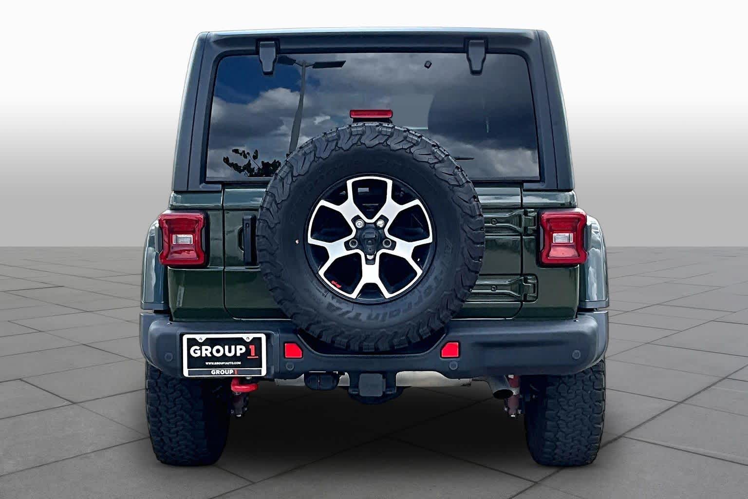 2023 Jeep Wrangler photo 5 of 35