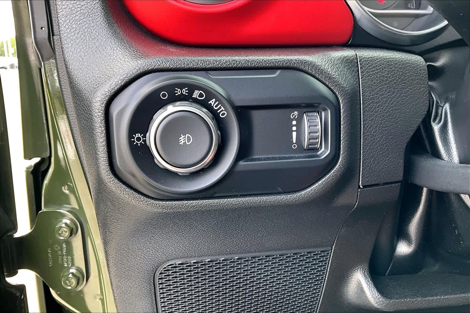 2023 Jeep Wrangler photo 34 of 35