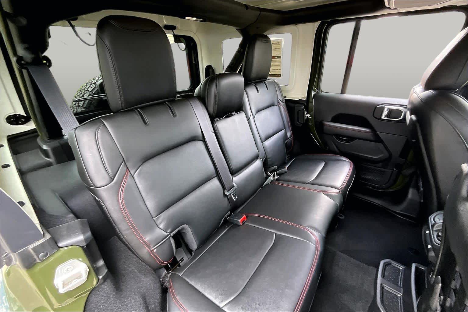 2023 Jeep Wrangler photo 18 of 35