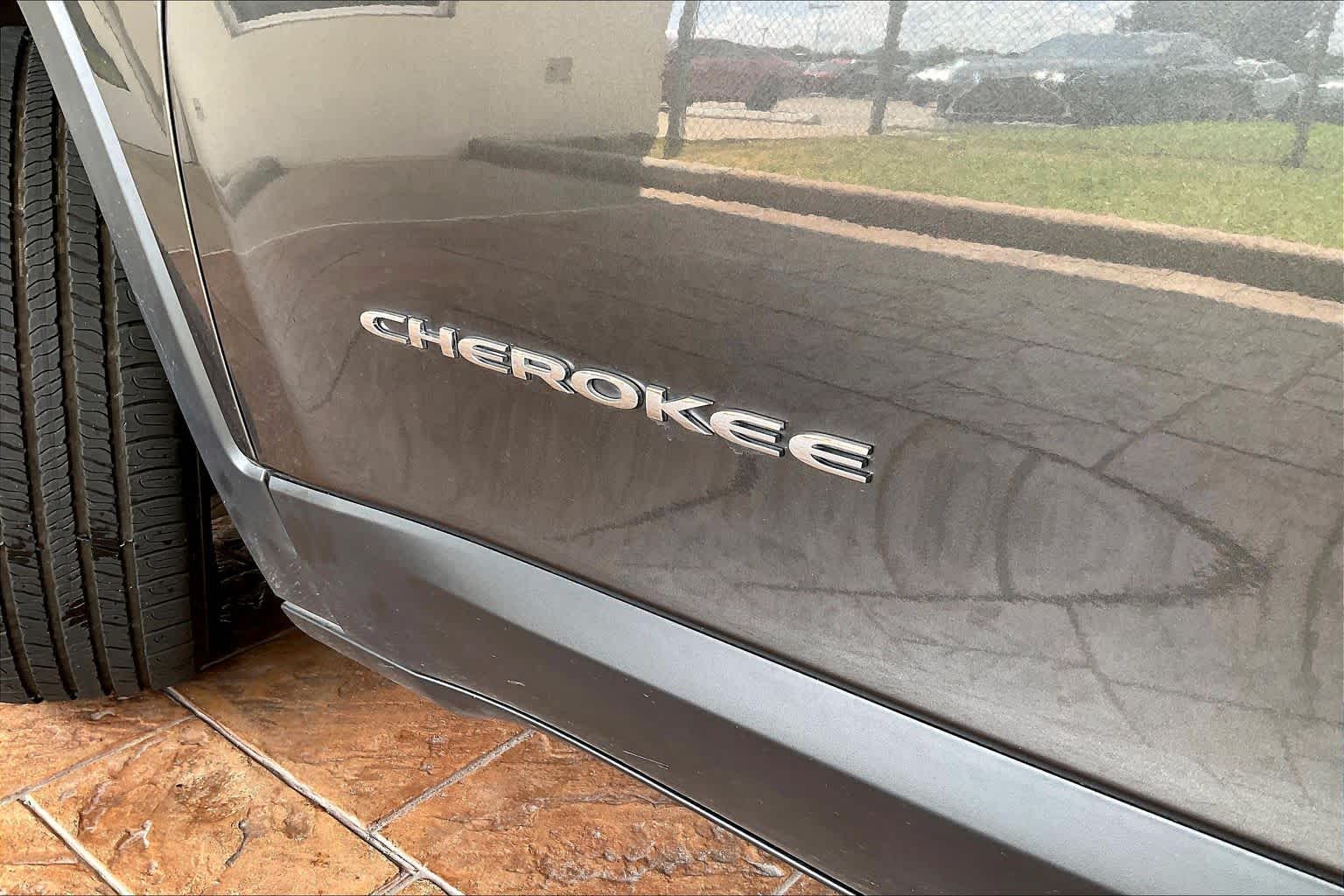 2015 Jeep Cherokee Latitude Granite Crystal Metallic Clearcoat at Texan GMC Buick