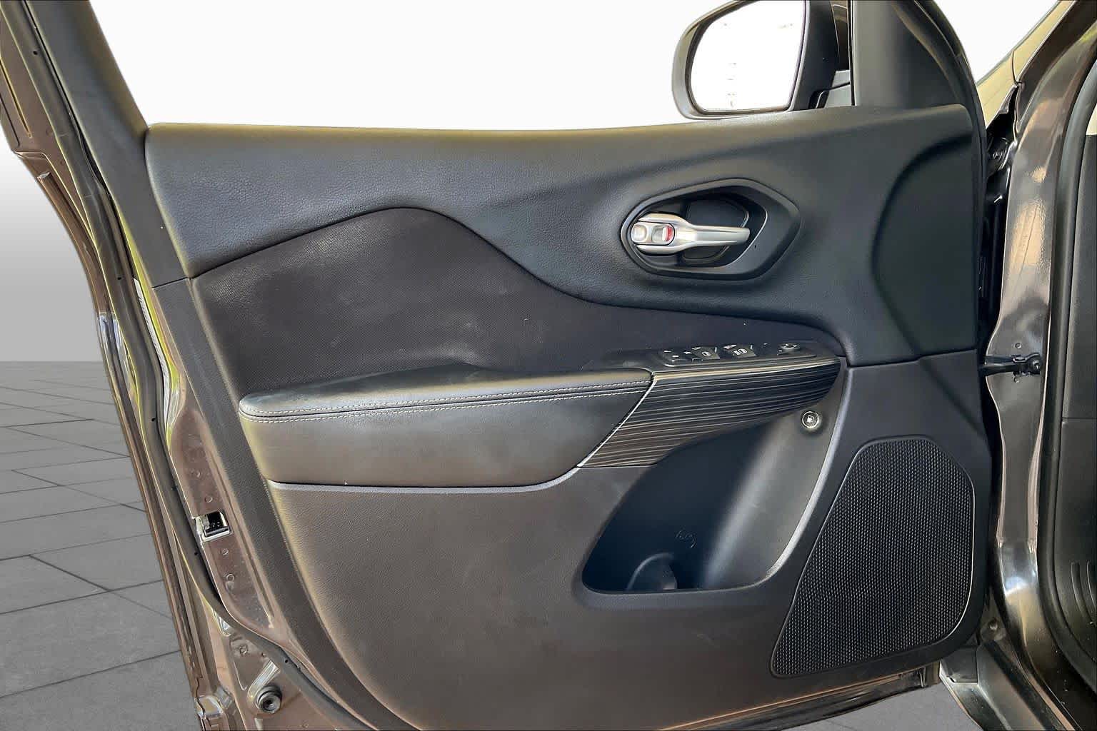 2015 Jeep Cherokee Latitude Granite Crystal Metallic Clearcoat at Texan GMC Buick