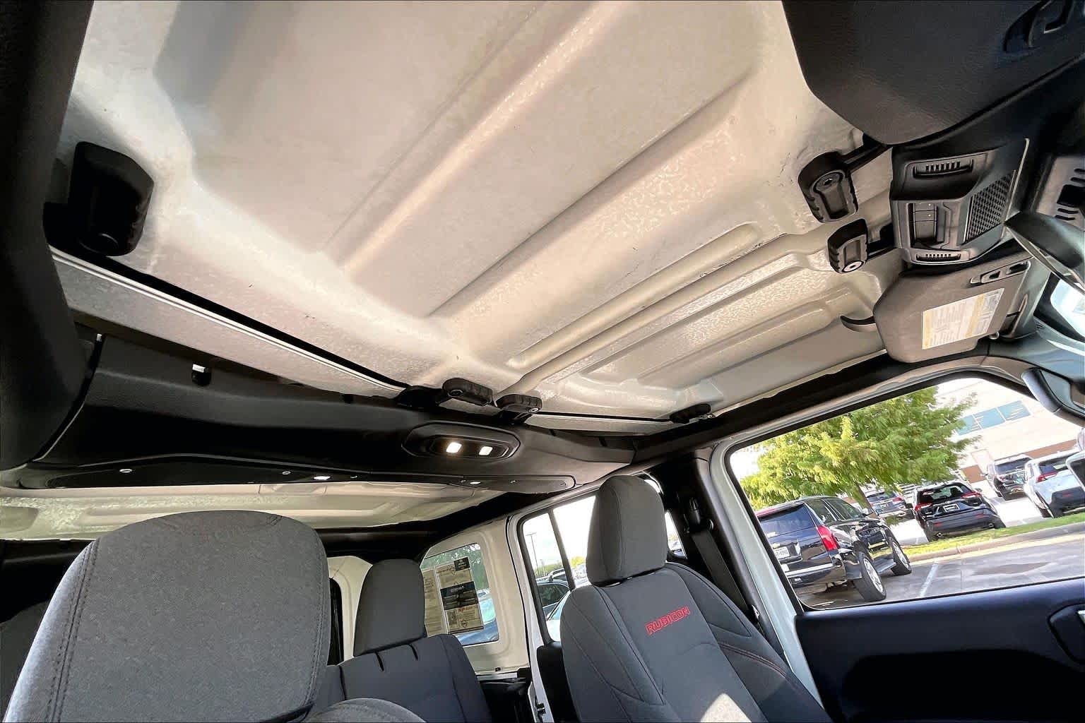 2024 Jeep Wrangler Rubicon - 11